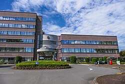 Tsurugashima Municipal-office